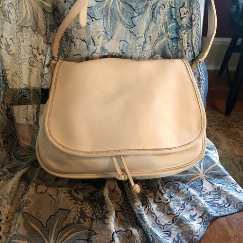 Coach “USA” Lightweights Vintage Shoulder Bag in Bone 4050