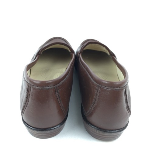 Sas Womans Flats Size 8.5 N Brown Leather Slip On Loafers
