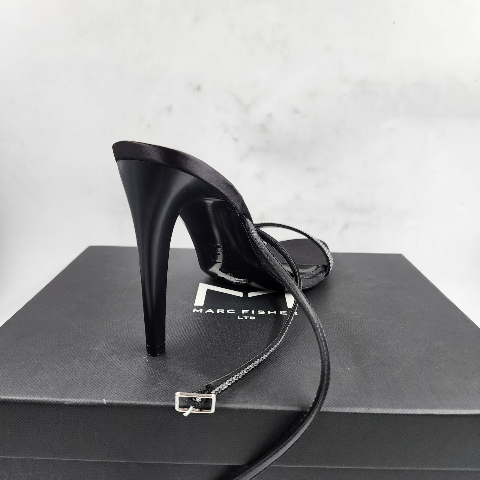 Marc Fisher LTD. Cammile Embellished Ankle Strap High Heels Women's 8.5M Black - Picture 11 of 18