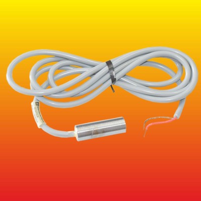 XUA-C071004 SCHNEIDER TELEMECANIQUE SENSOR PHOTOELECTRIC NPN 2 WIRE OPEN END 1M