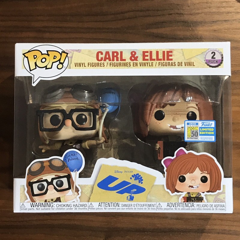 funko pop carl e ellie