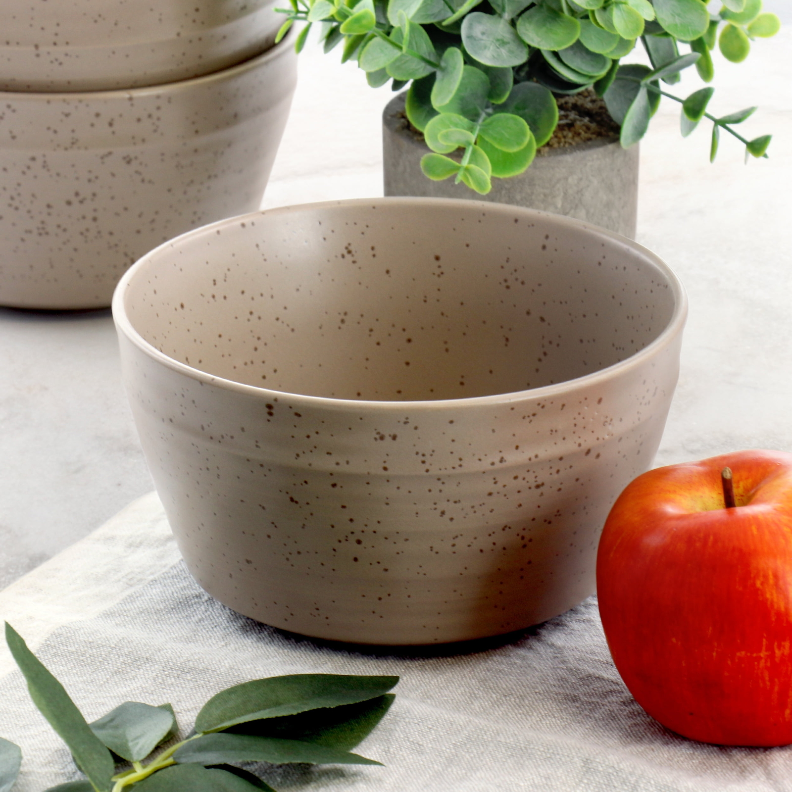 Bee and Willow Milbrook 6 Piece 6 Inch Round Stoneware Bowl Set in Mocha +jj