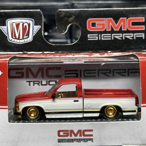 M2 Machines 1:64 ​​​​- 1988 GMC Sierra 1500 CHASE (Red/White