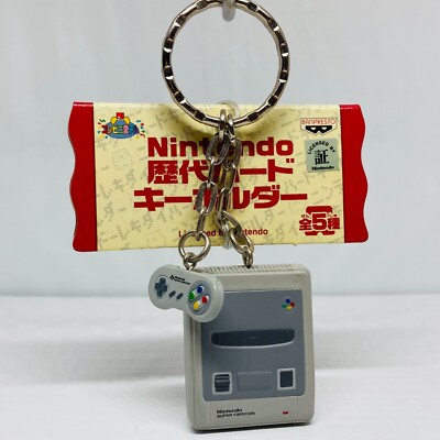 Banpresto 2003 Nintendo Hard History Series Super Famicom Figure Keychain