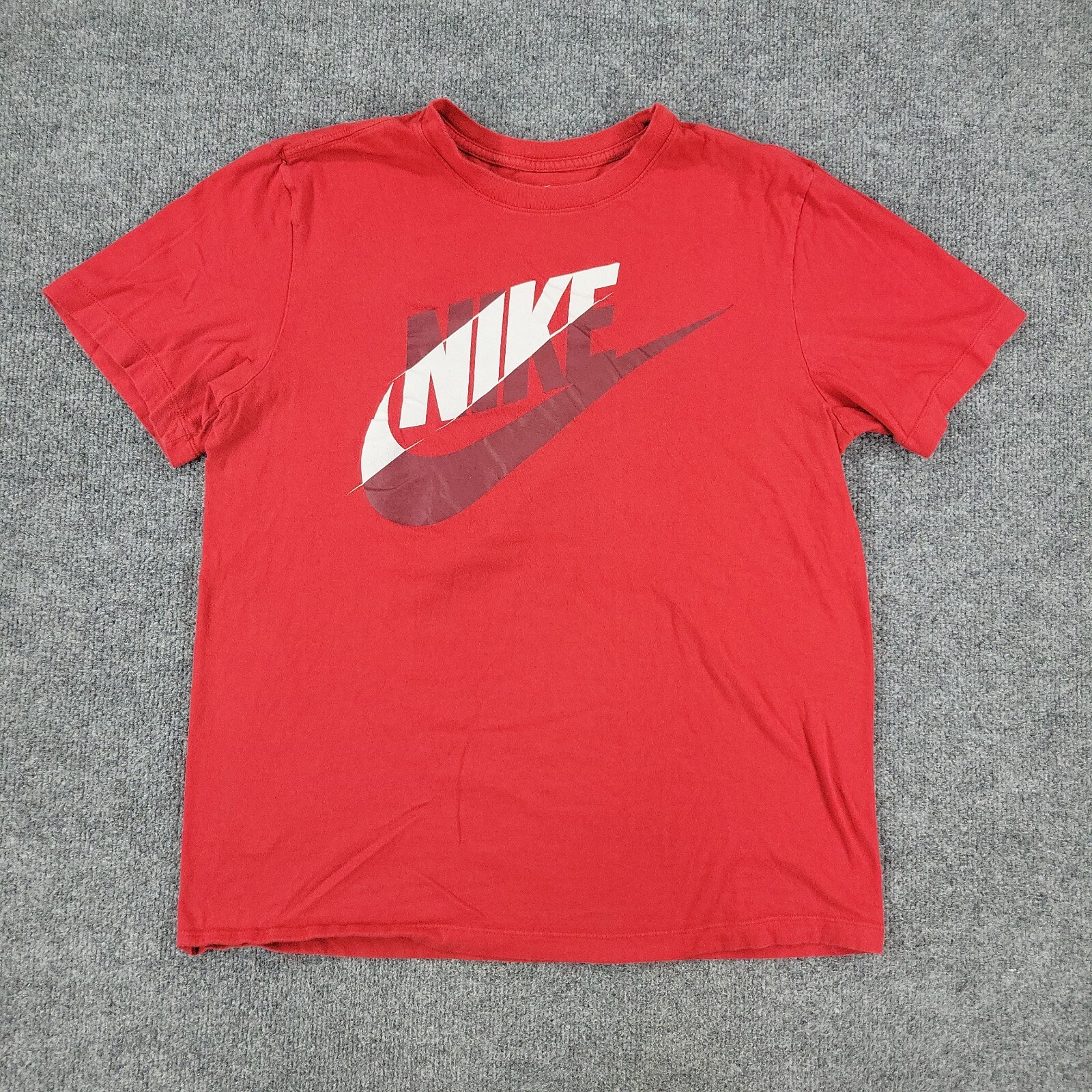 Nike Shirt Men Medium Red Logo Graphic Tee Crew Neck Short Sleeve