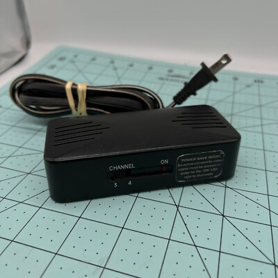 RF MODULATOR 6203 Power Source 120V AC 60 HZ 4.5W Coaxial Audio Video 