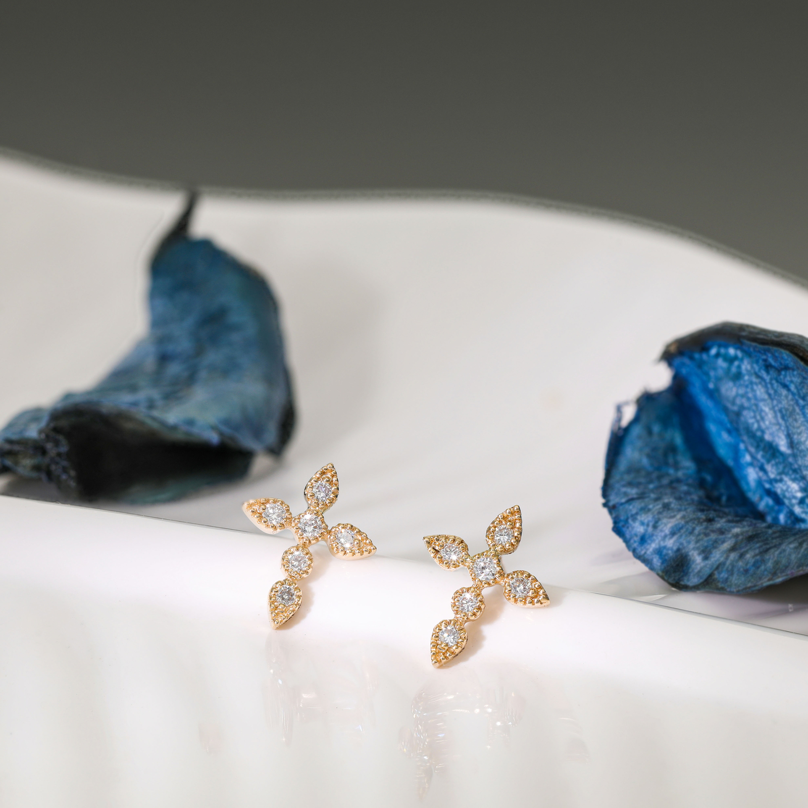 14K Gold Natural Diamond Resurrection Holy Cross Studs Earrings-Jewelzofny