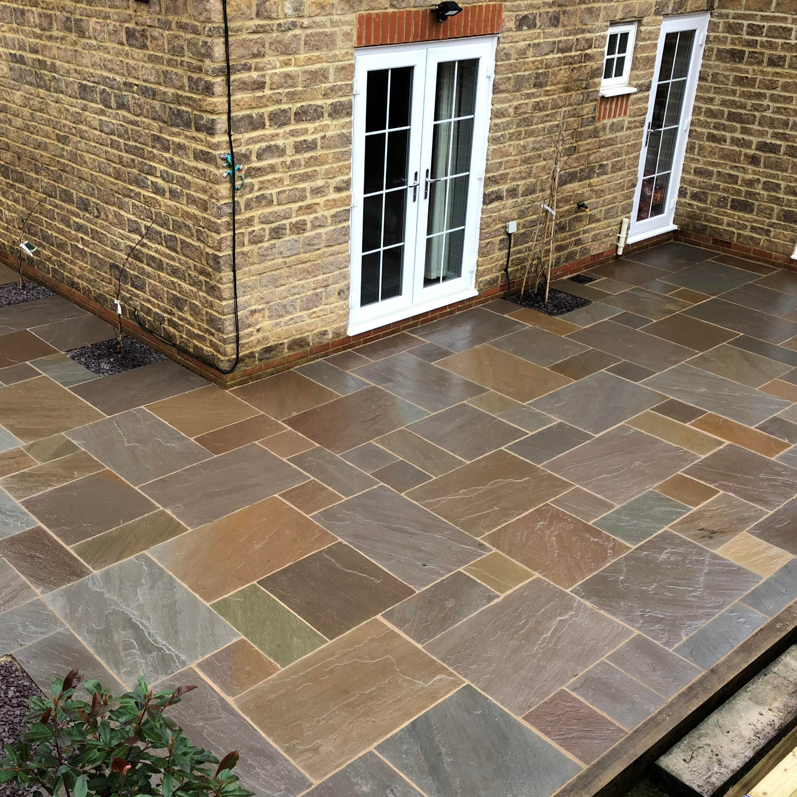 Autumn Blend 19 1m2 Indian Sandstone Paving Slabs Flags Over
