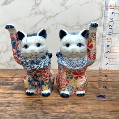 Maneki Neko Beckoning Lucky Cat Seto Ware Yuzen Porcelain Pair Right & Left 13cm