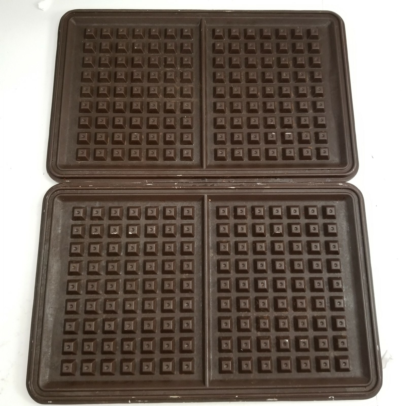 Vintage Rival Belgian Waffle Maker 2 Plate Inserts Grids Model 95 / 1 No Stick Grelly USA