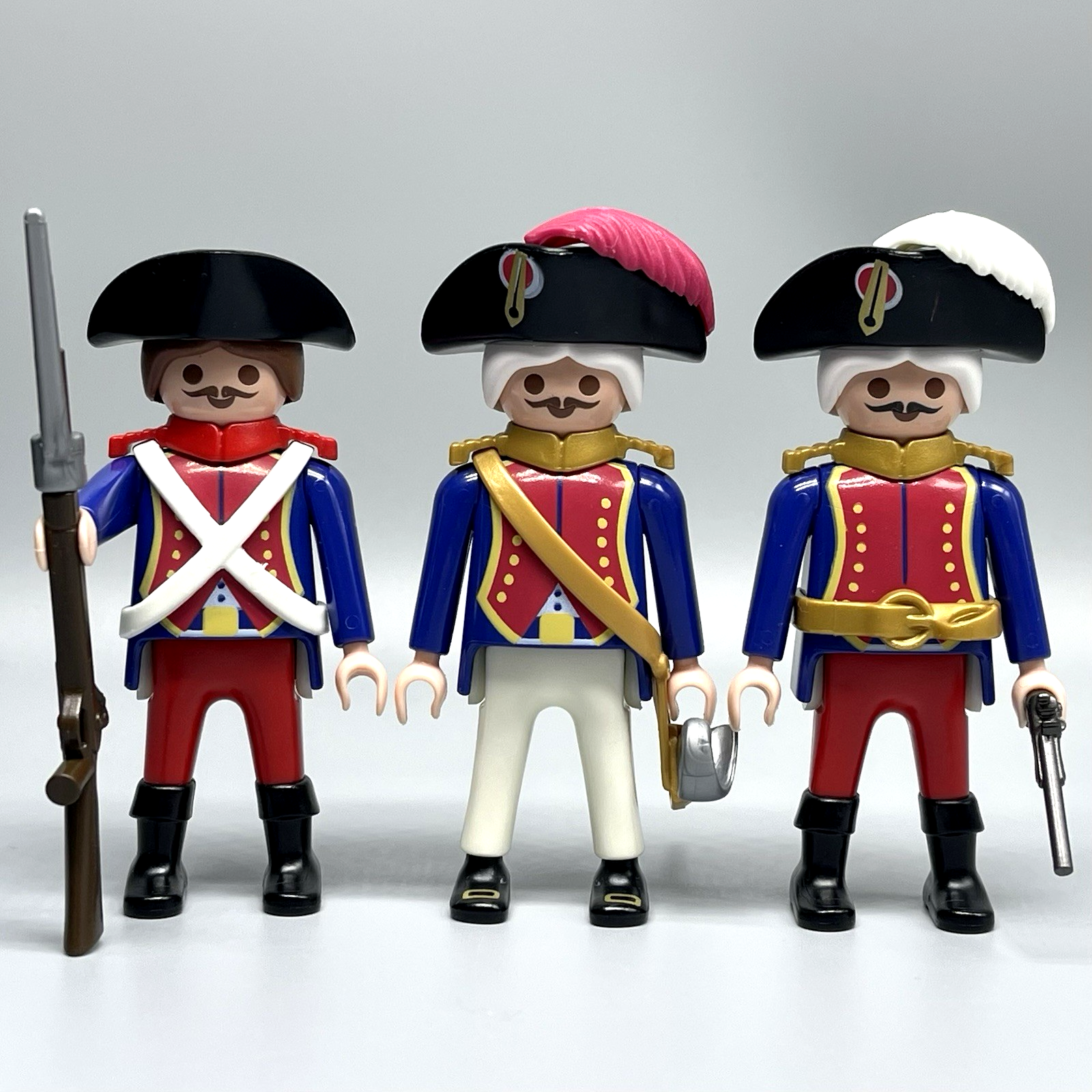 新品 PLAYMOBIL 6228 英国の軍人 プレイモービル PLAYMOBIL 6228 - General of the British Soldiers : Amazon