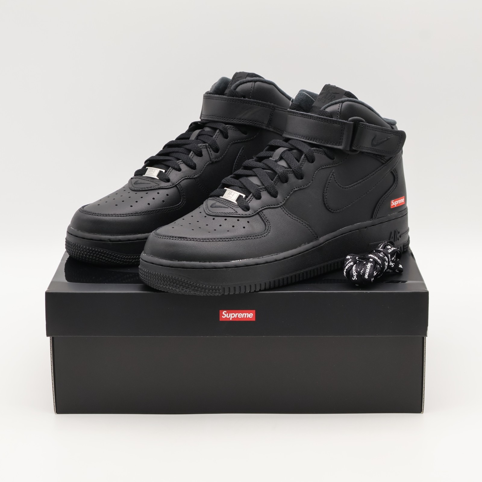 FZ8784-001 Supreme Nike Air Force 1 Mid Black FW24 (Men's