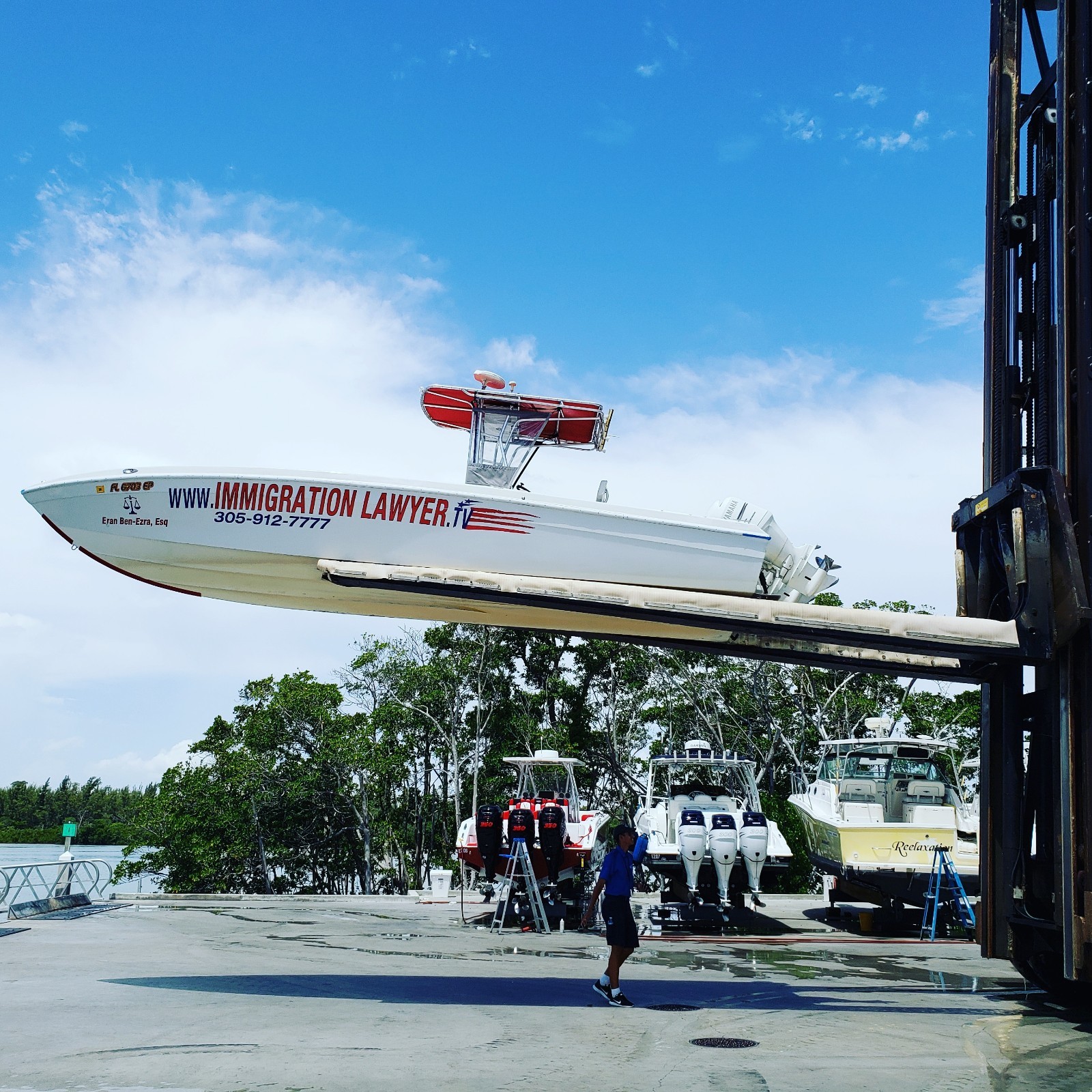 NO reserve scarab 30 feet boat just updated with $18k almost all systems new.
