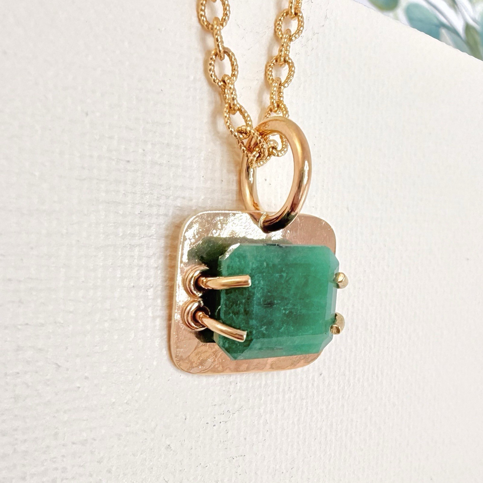 14k Yellow Gold Genuine Emerald Modernist Unisex Pendant, Newly Handcrafted 7ct - Picture 3 of 8