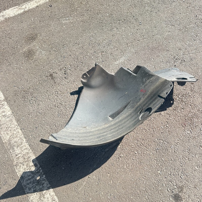 Used 2007-13 MERCEDES S550 FRONT PASSENGER FENDER COVER LINER SPLASH GUARD SHIELD OEM