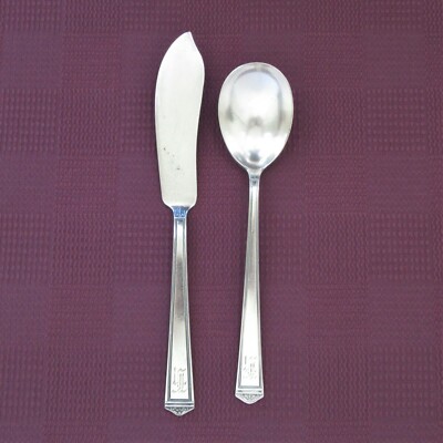 Antique 1847 Rogers Bros 1895 LOTUS Shell Bowl Casserole Spoon 8 78