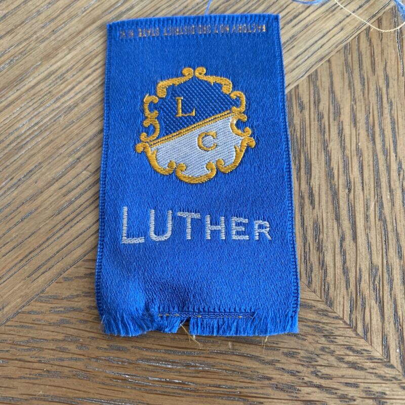 c. 1910 Luther College Egyptienne Luxury Tobacco Silk Collectible Good Condition