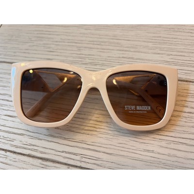 Steve Madden cream & gold sunglasses. NWOT. Square. 