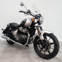 2024 Royal Enfield Super Meteor 650 Interstellar Silver, 3633 Miles, Excellent