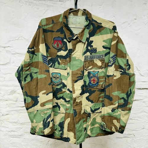 US AMRY AIR FORCE ミリタリー　フォト Vtg US Army USAF Airforce M81 BDU Combat Patches Shirt