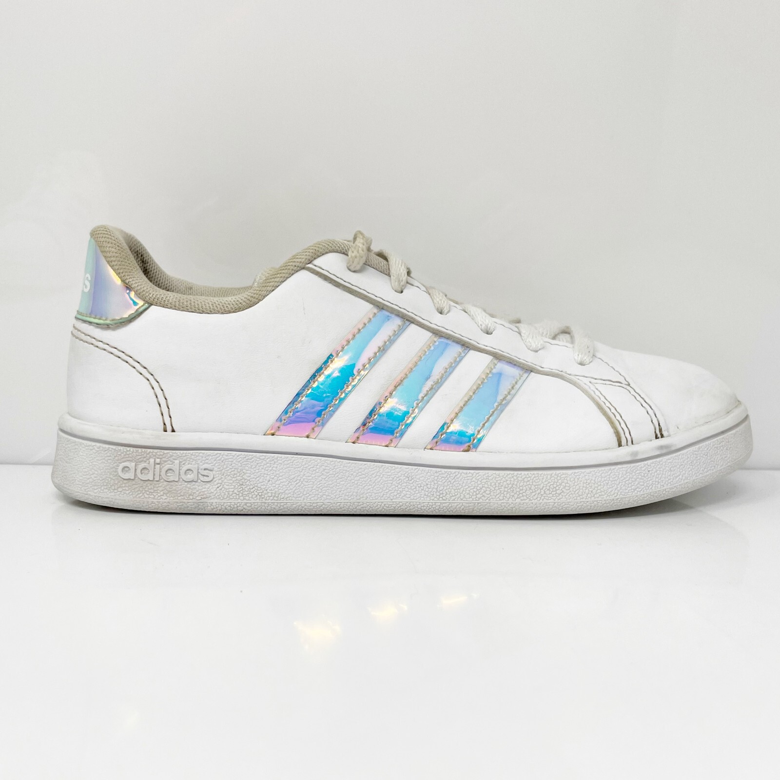 

Adidas Girls Grand Court FW1274 Белая повседневная обувь Кроссовки Размер 2, Белый, Grand Court