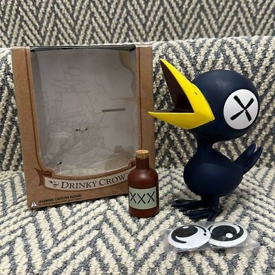 OLD CROW カラス フィギュア Amazon.co.jp: Crow's High Crow Figurine Stand Alone Ornament