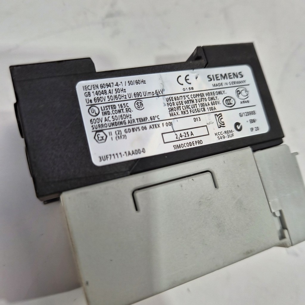 Siemens 3UF7111-1AA00-0 Simocode — 3