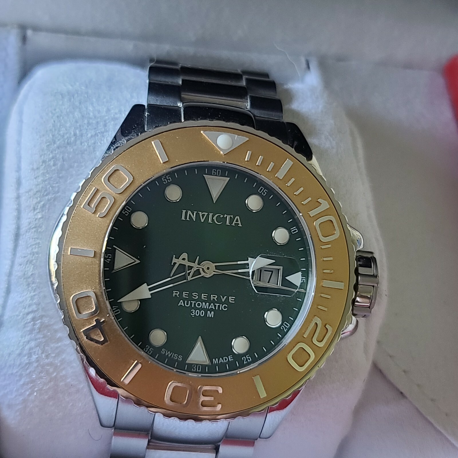 invicta 22852