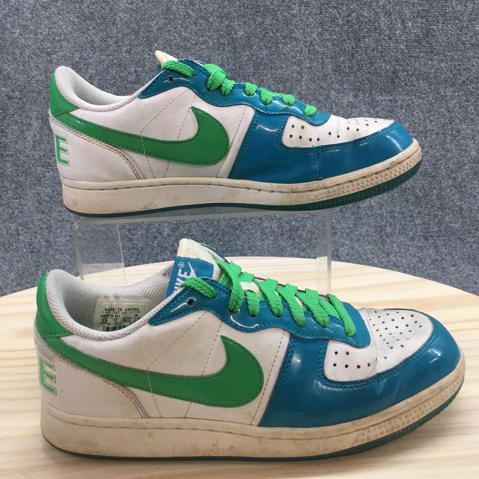 air jordan 1 mid gs white black