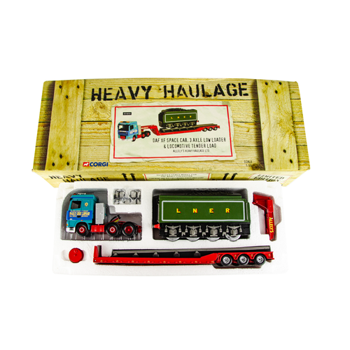 お買い得『限定版』CORGI DAF XF スーパースペースキャブ1/50 Amazon.co.jp: 限定版 CORGI DAF XF スーパースペースキャブ1 50
