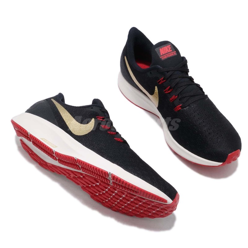 black and gold pegasus