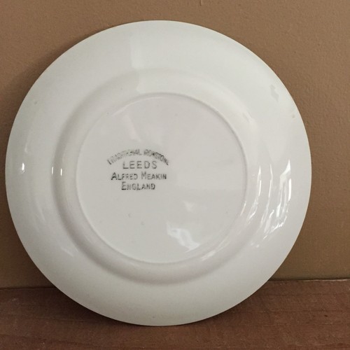 Bread & Butter Plate  Alfred Meakin Leeds Pattern Tradtional Ironstone England