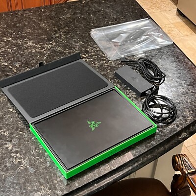 Razer Blade 15'' Gaming Laptop w/ 4K TOUCHSCREEN & NEW BATTERY INSTALLED (RARE)