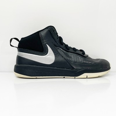 

Nike Boys Team Hustle D7 747999-001 Черные баскетбольные кроссовки Кроссовки Размер 3Y, Черный, Team Hustle D7
