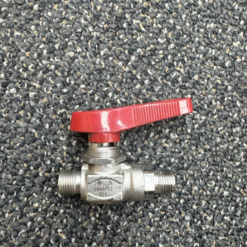 Hoke 7115G6Y Ball Valve