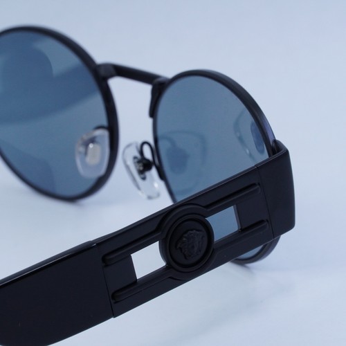 Pre-owned Versace Ve2264 1261/1 Matte Black/gray 56-18-140 Sunglasses