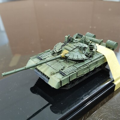  5M 72123A 1/72 Russian T-80BVM MBT Tank  Finished Model