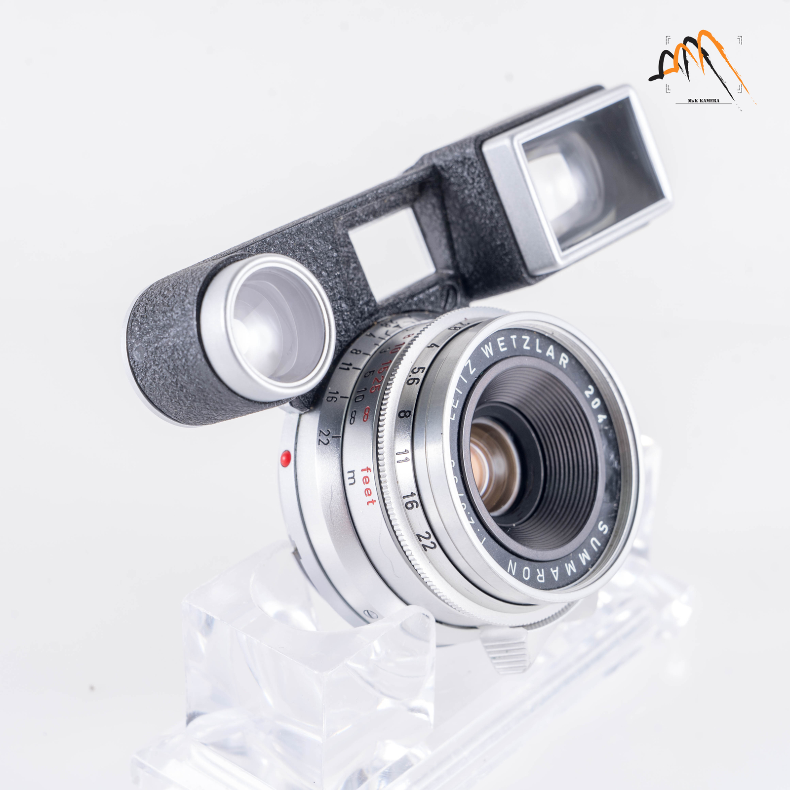 LEICA Summaron M35mm f2.8 A 1959 Leica 35 2.8 Summaron shines on