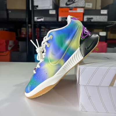 Nike Lebron 21 SE Movie Night Kids Size 4.5Y/Womens 6 Luminous Green FN4305-900