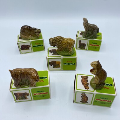 Wade Whoppas 1977 Complete Set No. 2   Wolf, Chipmunk, Racoon, Bobcat & Bison