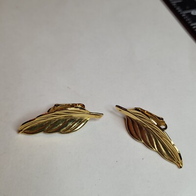 Leaf Clip On Earrings Gold Tone Signed Kim