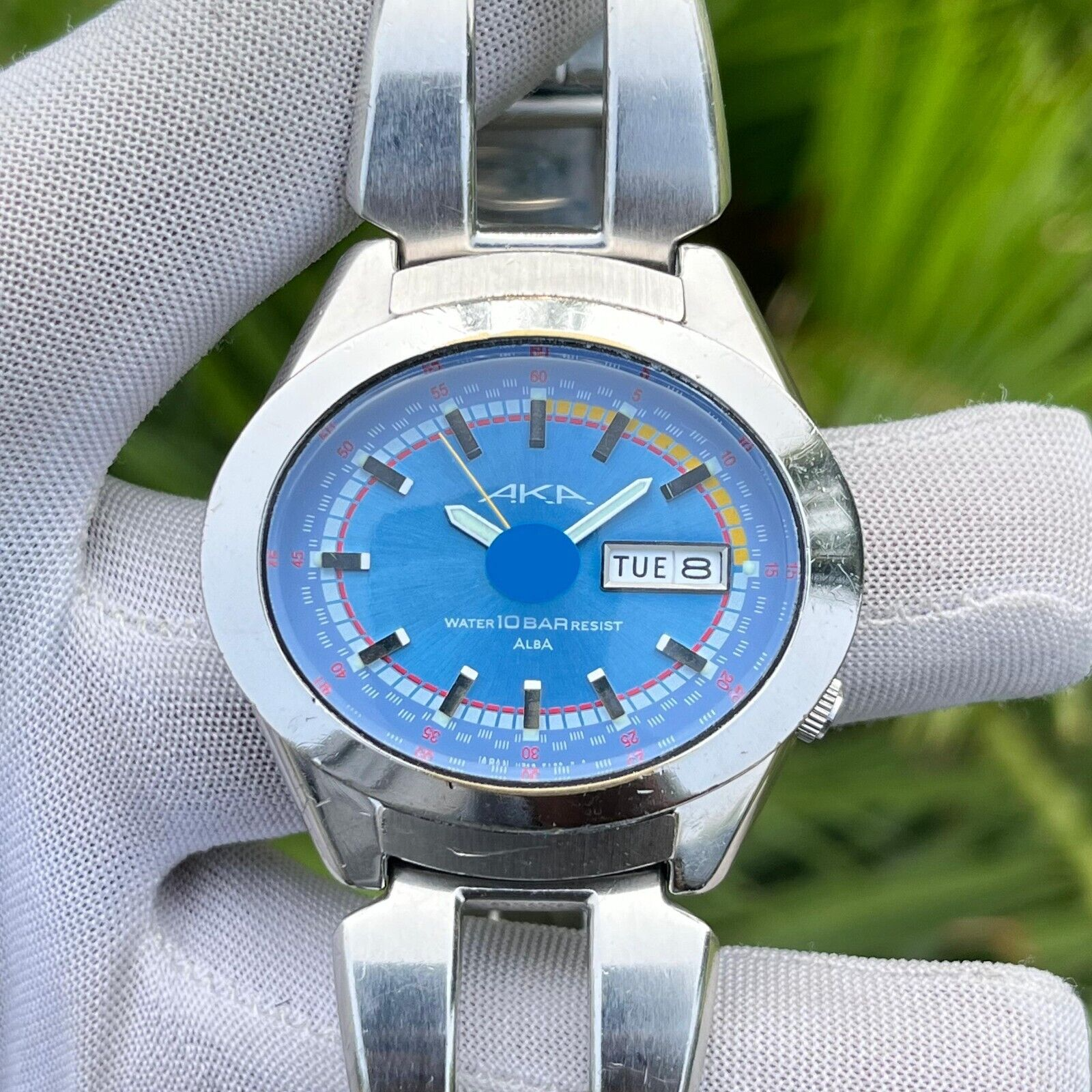 Vintage Seiko Alba AKA Oval Shape Racer Dial Japan Men's Vintage Seiko Alba AKA Oval Shape Racer Dial Japan Men's