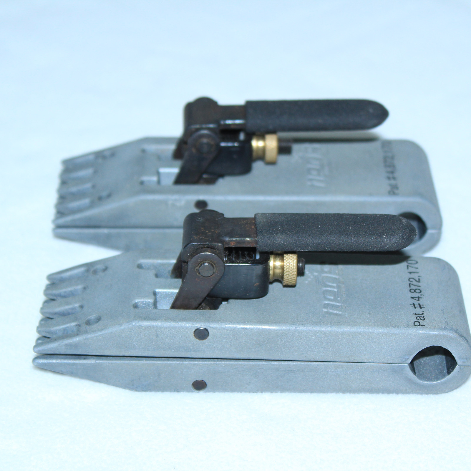 GORGEOUS Ektelon Prince Neos 1000 Tennis Part - PAIR OF GLIDE BAR STRING CLAMPS