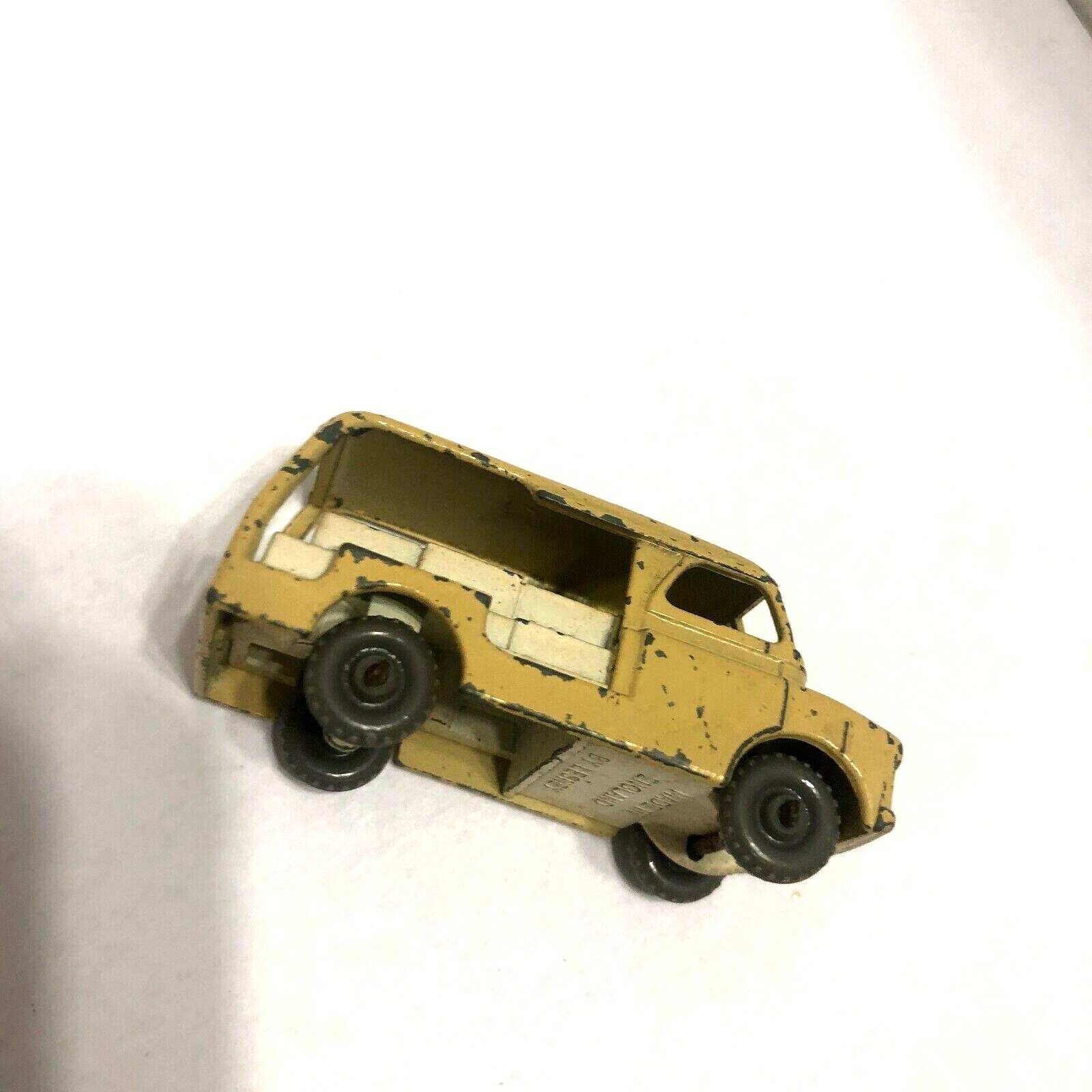 レズニー 　ウォルズ　アイスクリーム　トラック ベッドフォード Lesney Matchbox Major pack M2a Bedford Walls ice cream truck