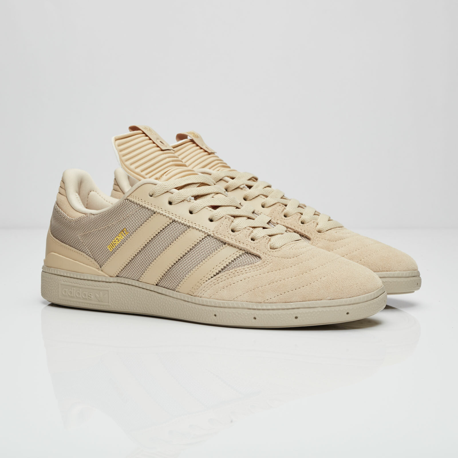 あどるにー Undefeated x adidas Busenitz B42352 Men Size US 4.5 NEW