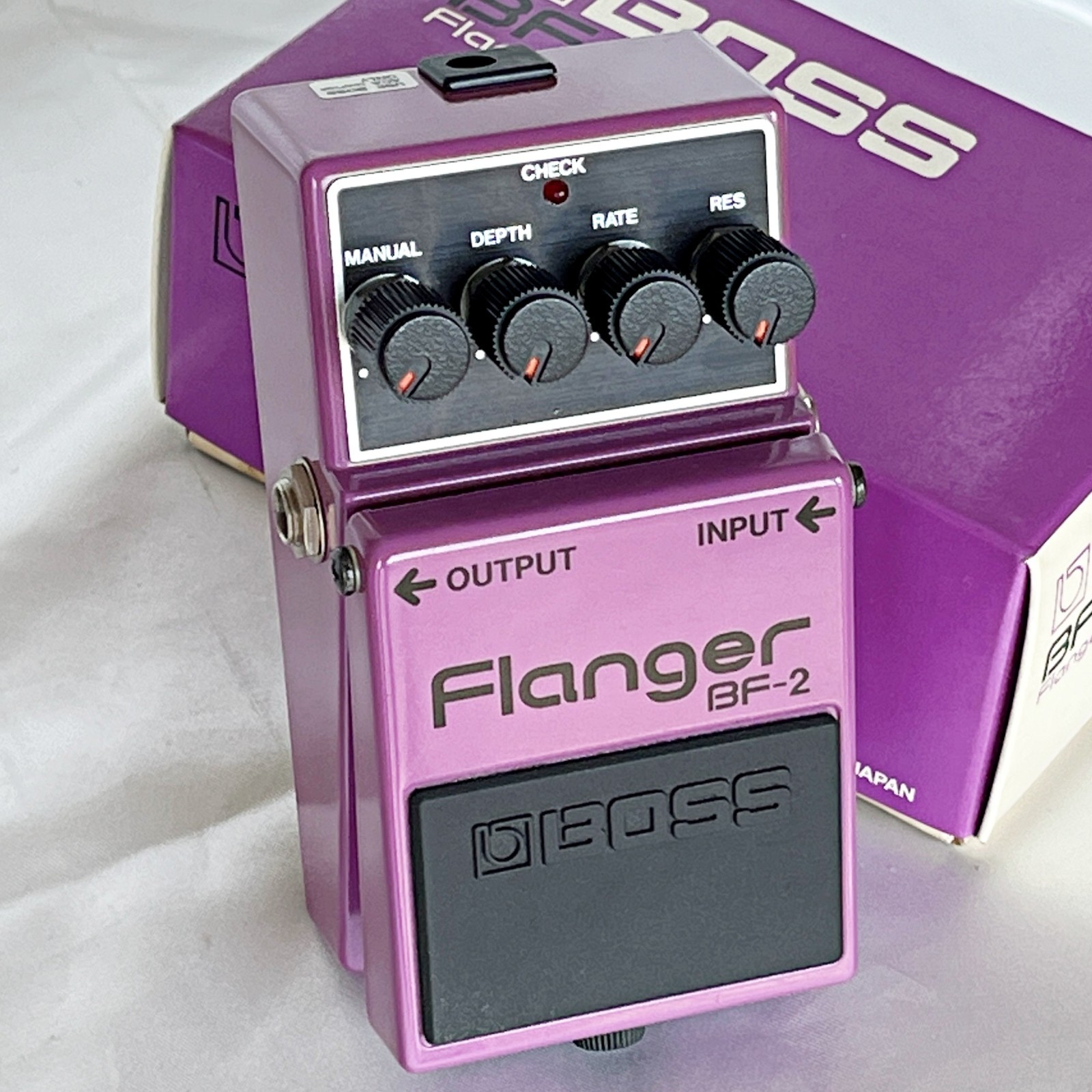 BOSSフランジャー.日本製 BF-2 BOSS 日本製 (JAPAN) bf-2-flanger