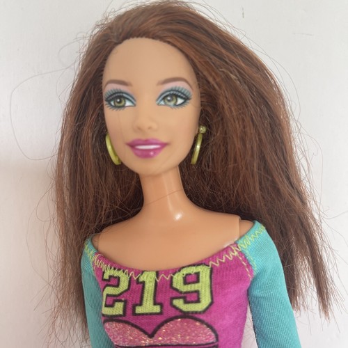 FASHIONISTAS ARTICULATED 219 PINK DRESS BARBIE DOLL 2010