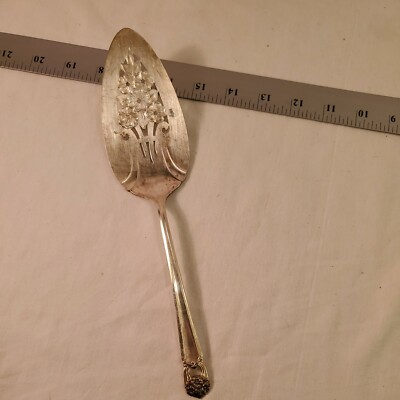 Elegant Pie Server Oneida Ltd Pierced Pie Server ROGERS Silver Plate Cake Pie Server Vintage WM A