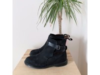 dr martens kensington flora snakeskin