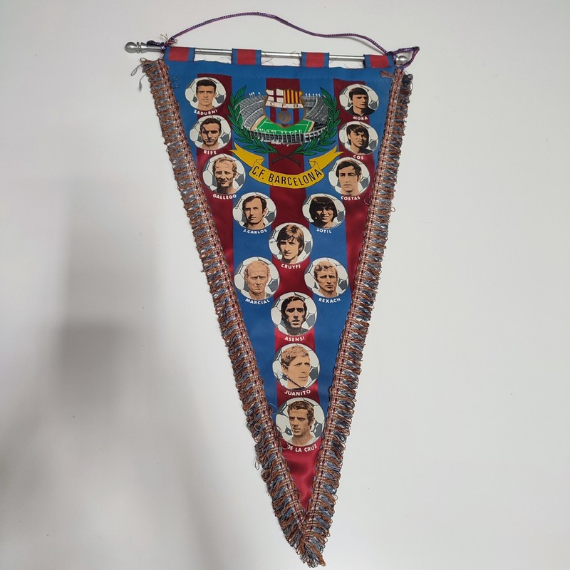 Fanion Football 1974/1975 Fc Barcelone Bleu Et Rouge 50 Cm TrÃ¨S Bon Ã©Tat 